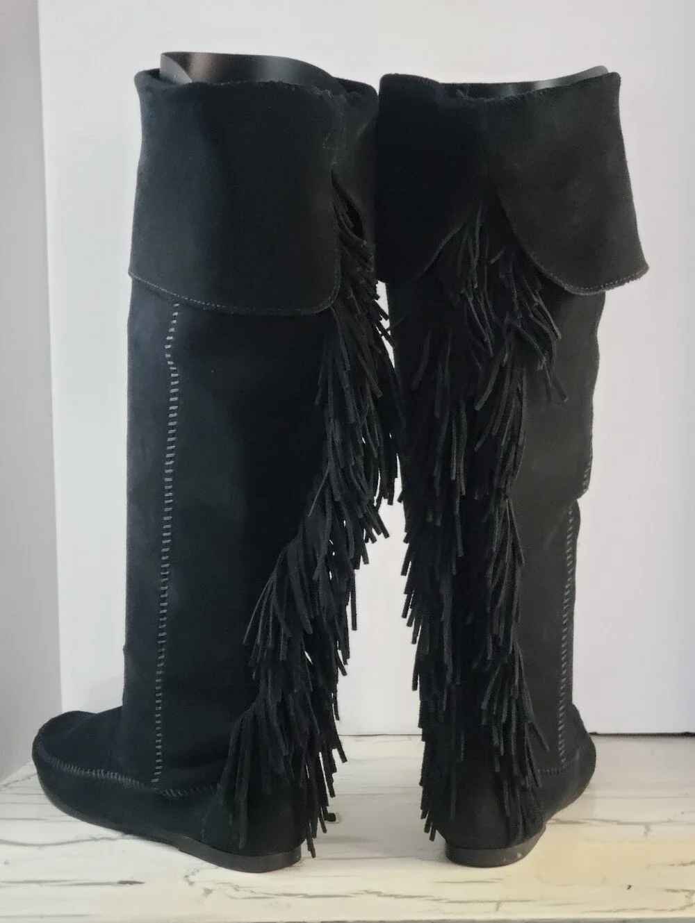 Minnetonka Genuine Suede Leather Over the Knee Boots w/ Fringe - Women's size 10